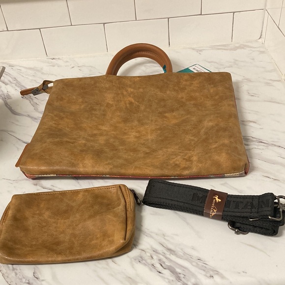 Elegant MontanaWest laptop bag with handles and shoulder strap, Southwest design - Picture 4 of 4